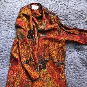 Stylish Vintage A.F.K. New York shawl